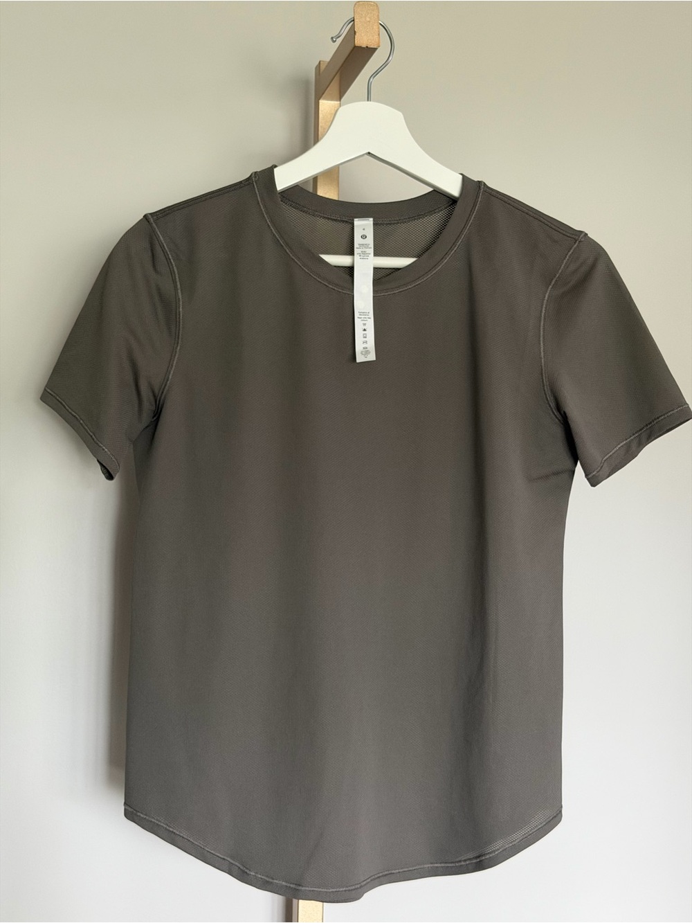 lululemon athletica Women’s Crew Training Tee